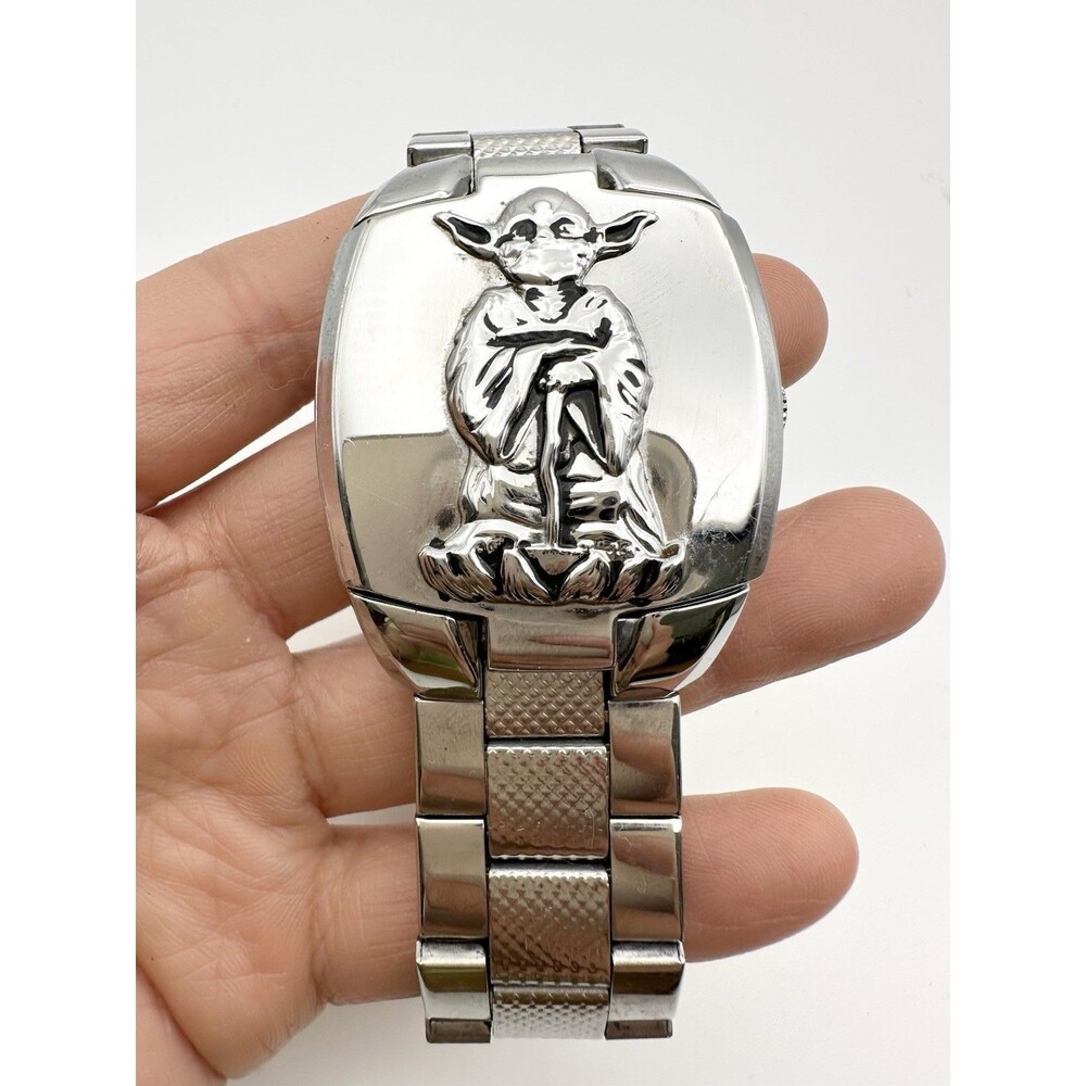 STAR WARS Glow-In-The-Dark Yoda Men’s Stainless Steel Flip Cover Watch